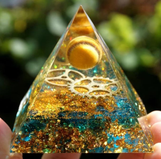 🔥Big Sales& BUY 2 FREE SHIPPING🔥Pyramid Crystal Energy Resin Orgone